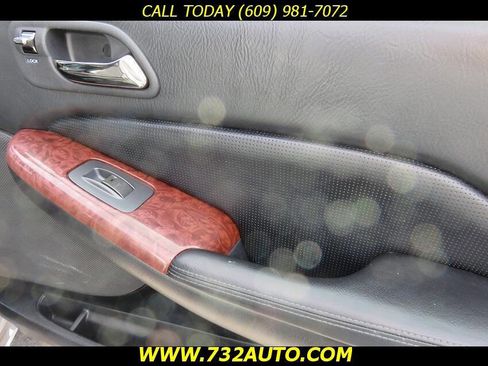 Used 2005 Acura MDX Touring image 19