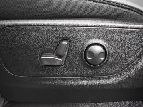 Used 2022 RAM 1500 Lone Star image 29