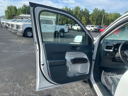 New 2025 Ford Maverick XLT FWD image 16
