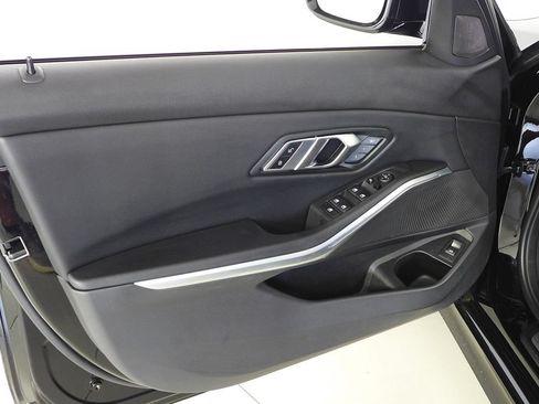 Certified 2023 BMW 330i Sedan RWD image 11