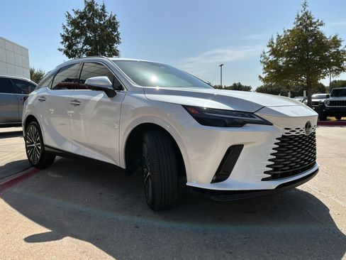 Used 2023 Lexus RX 350 Premium Plus w/ Cold Area Package FWD image 4