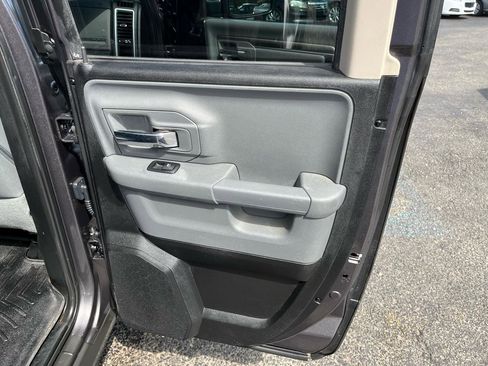 Used 2016 RAM 1500 Classic SLT image 30