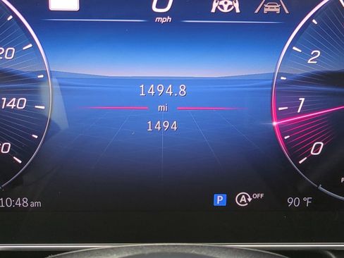 Used 2025 Mercedes-Benz GLC 300 4MATIC image 27