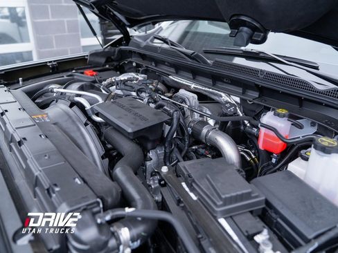 Used 2025 GMC Sierra 3500 Denali Ultimate image 48