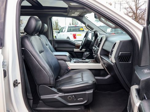 Used 2018 Ford F150 Lariat image 33