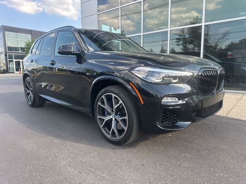 Used 2020 BMW X5 xDrive40i w/ M Sport Package AWD/4WD image 3