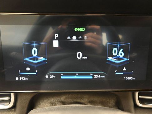 Certified 2024 Hyundai Elantra SEL w/ Convenience Package image 30