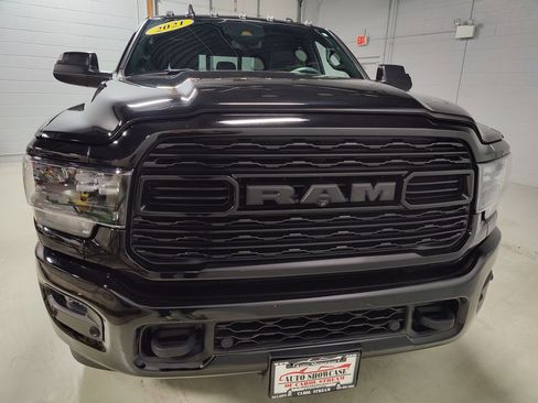 Used 2021 RAM 3500 Limited image 3