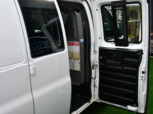 Used 2021 Chevrolet Express 2500 Extended w/ Driver Convenience Package image 27