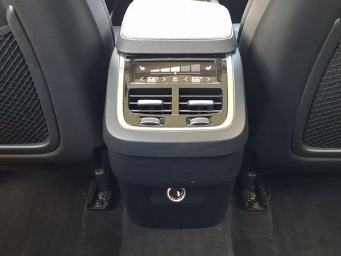 Used 2019 Volvo XC90 T5 Momentum w/ Protection Package AWD/4WD image 25