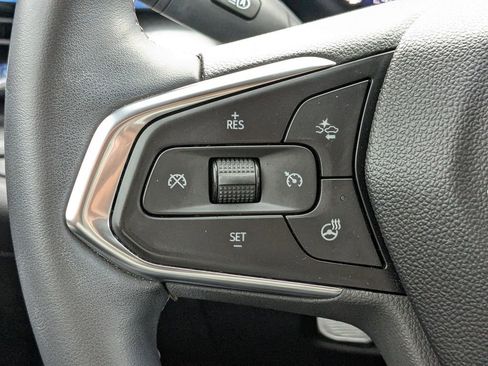 Used 2024 Chevrolet Trax LT w/ Driver Confidence Package image 25