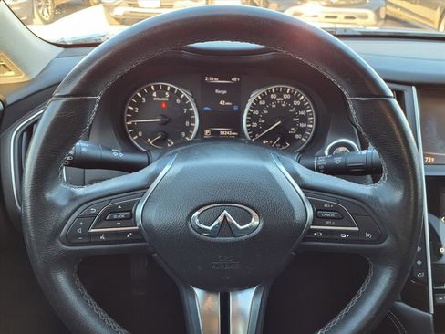 Used 2018 INFINITI Q50 Luxe w/ Cargo Package (L95) image 11