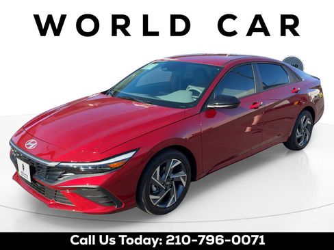 Used 2025 Hyundai Elantra Sport FWD image 3