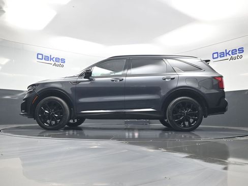 Certified 2023 Kia Sorento SX image 45