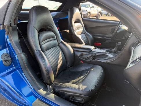 Used 2002 Chevrolet Corvette Convertible w/ Preferred Equipment Group2 RWD image 6