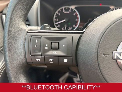 Used 2023 Nissan Rogue SV image 13