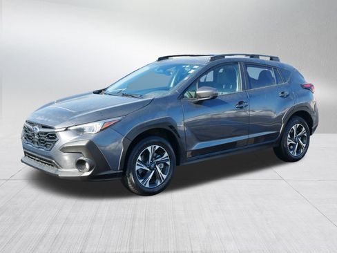 Used 2024 Subaru Crosstrek 2.0i Premium image 3