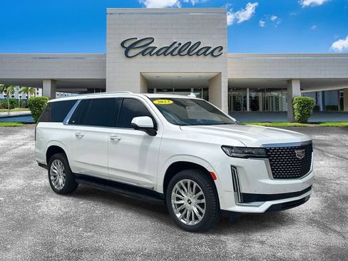 Certified 2023 Cadillac Escalade ESV Premium Luxury RWD image 5