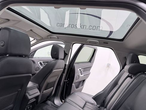 Used 2017 Land Rover Discovery Sport HSE AWD/4WD image 34