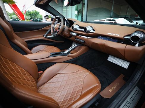 Certified 2022 Ferrari 812 GTS RWD image 44
