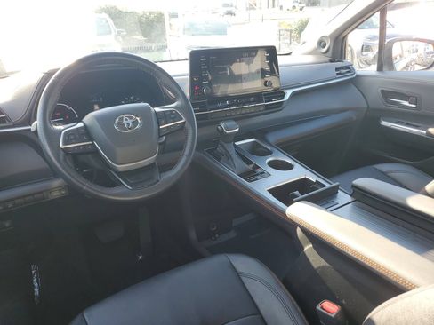 Certified 2024 Toyota Sienna XSE w/ XSE Plus Package AWD/4WD image 10