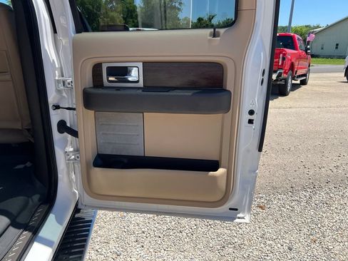 Used 2013 Ford F150 Lariat w/ Lariat Chrome Pkg AWD/4WD image 17