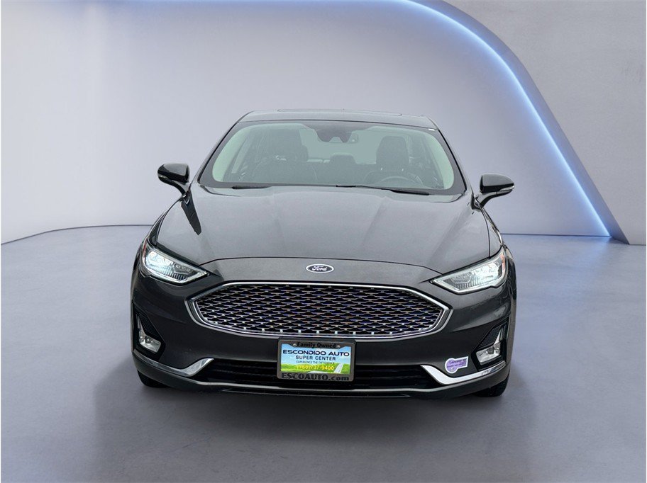 Used 2019 Ford Fusion Energi Titanium FWD image 2