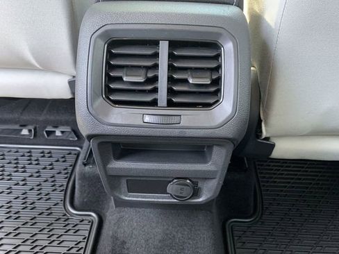 Used 2021 Volkswagen Tiguan S FWD image 30