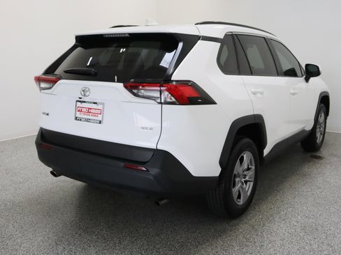 Used 2025 Toyota RAV4 XLE FWD image 7