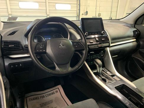 Used 2023 Mitsubishi Eclipse Cross SE image 4