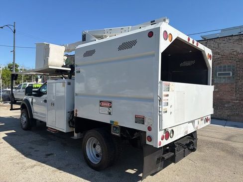 Used 2017 Ford F550 4x4 Regular Cab Super Duty image 3