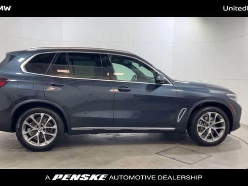 Certified 2022 BMW X5 sDrive40i w/ Premium Package image 9