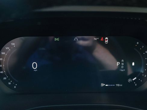 New 2026 Volvo XC40 B5 Plus w/ Protection Package Premier image 36