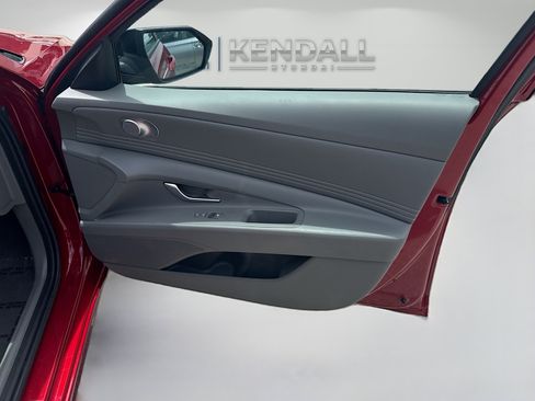 Certified 2026 Hyundai Elantra Sport FWD image 30