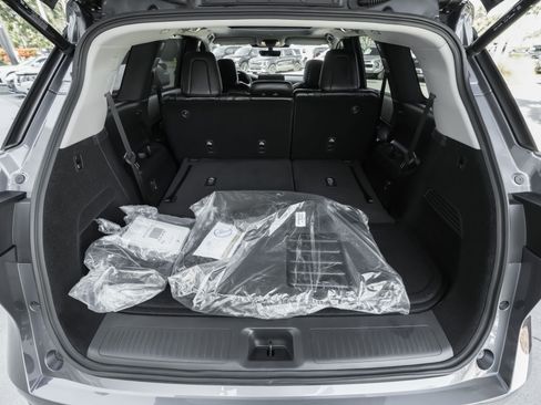 Used 2026 INFINITI QX60 Luxe w/ Cargo Package image 38