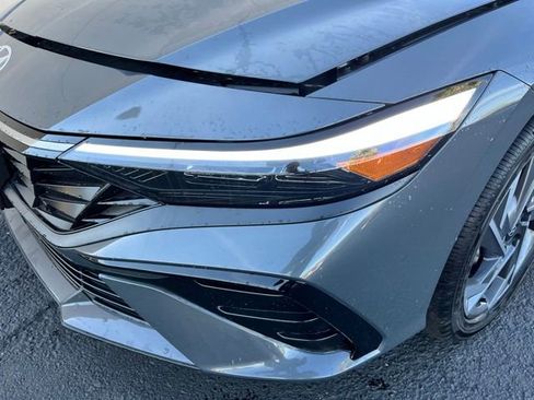 New 2026 Hyundai Elantra Limited FWD image 13