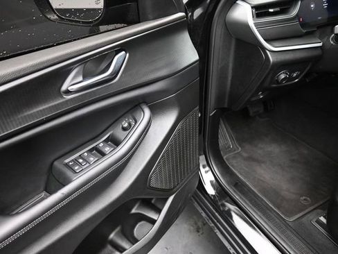 New 2025 Jeep Grand Cherokee L Laredo RWD image 14