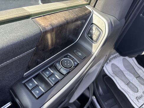 Used 2024 Ford F350 Lariat w/ Camper Package image 16