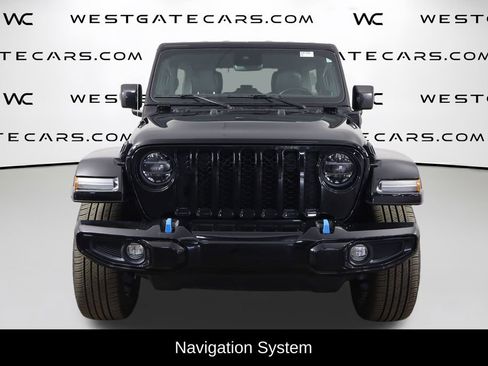 Used 2021 Jeep Wrangler Unlimited Sahara image 2