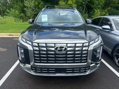 Used 2023 Hyundai Palisade Calligraphy AWD/4WD image 3