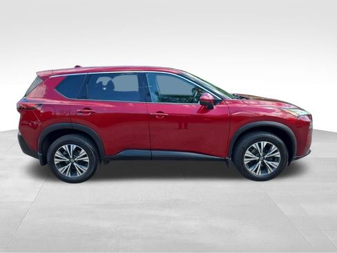 Used 2021 Nissan Rogue SV AWD/4WD image 4