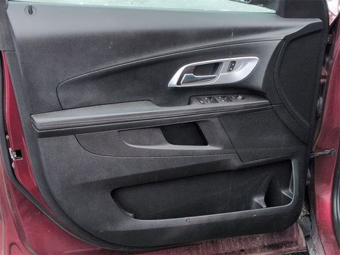 Certified 2017 Chevrolet Equinox LT w/ Convenience Package image 19