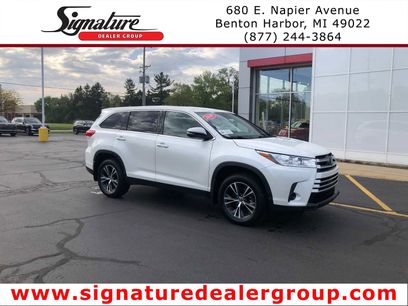 Used 2019 Toyota Highlander LE
