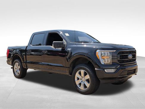 Used 2022 Ford F150 XLT w/ Equipment Group 302A High AWD/4WD image 4