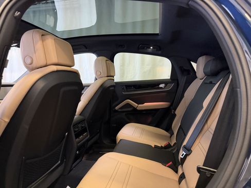 New 2026 Porsche Cayenne E-Hybrid image 24