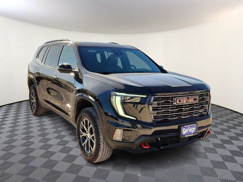 Used 2024 GMC Acadia AT4 w/ Luxury Package image 6