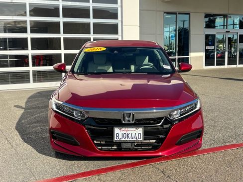 Used 2018 Honda Accord LX image 2