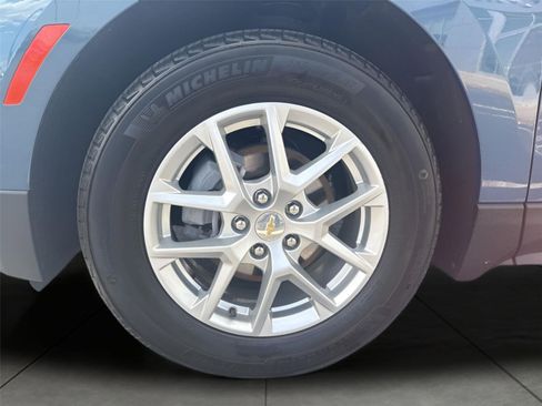 Used 2024 Chevrolet Equinox LS FWD image 13