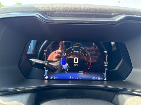 Used 2023 Chevrolet Colorado LT w/ LT Convenience Package image 23