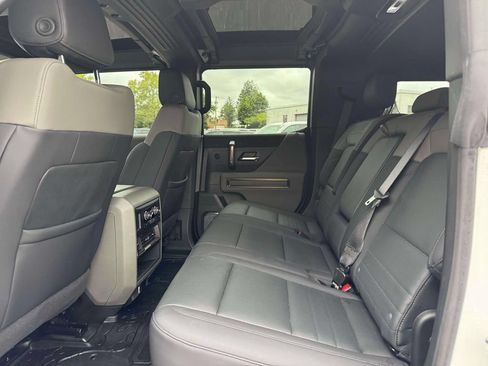 Used 2024 GMC Hummer EV 3X w/ Extreme Off-Road Package AWD/4WD image 14